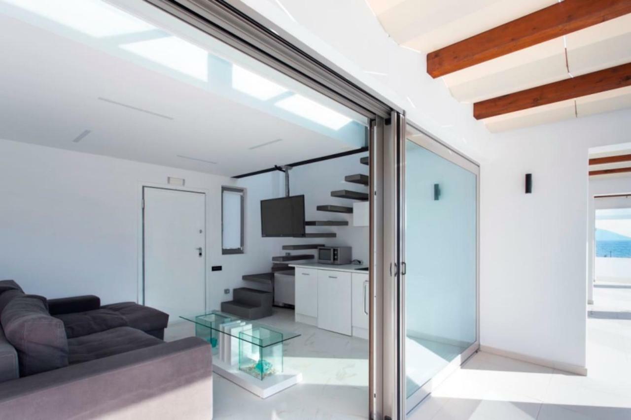 Leblanc Luxurious Beachfront Villa, Gcollectiongr แอร์มิโอนี ภายนอก รูปภาพ